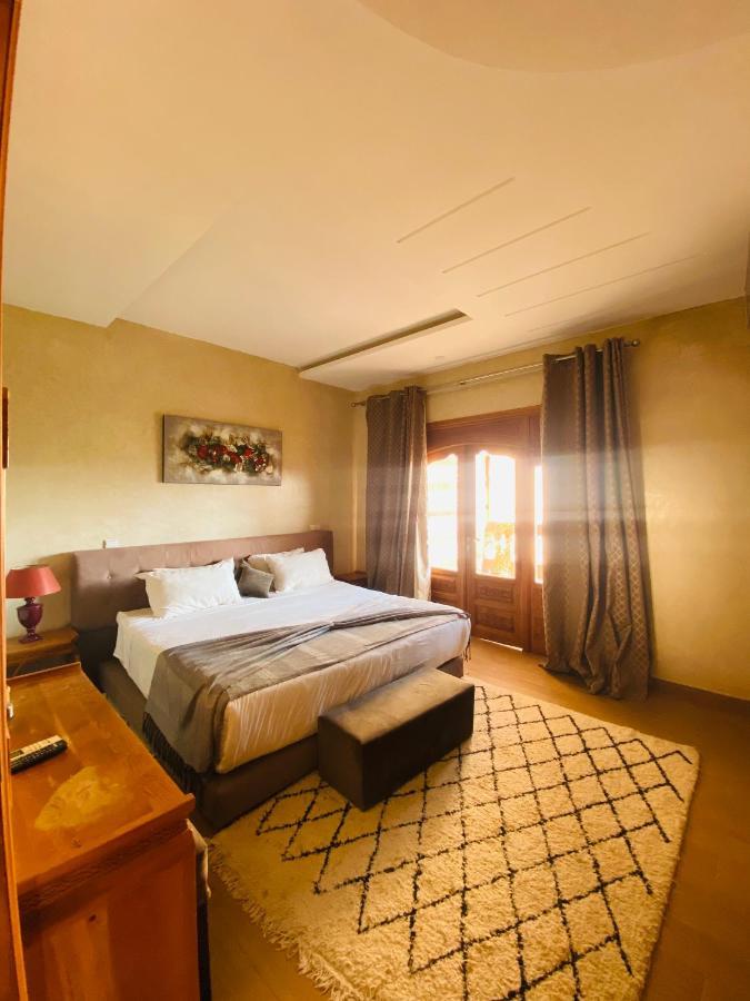 Yassmine room