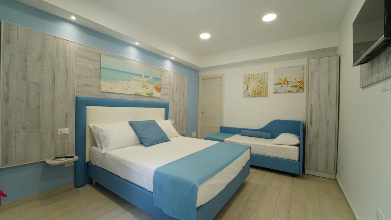 Large Double Room,1576745534:JPEG
