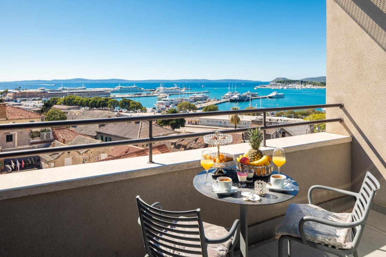 Chambre Double ou Lits Jumeaux Supérieure avec Balcon - Vue sur Mer