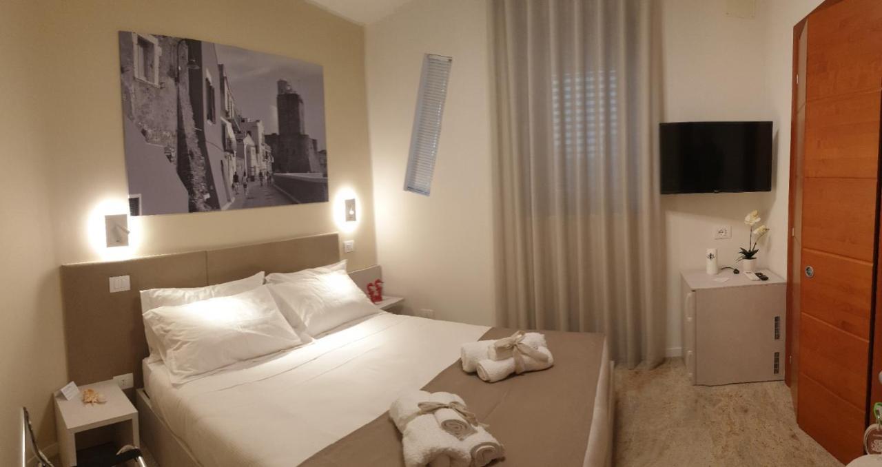 Standard Double Room,1327915331:JPEG