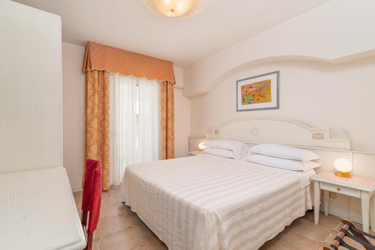 Classic Doppel- oder Zweibettzimmer