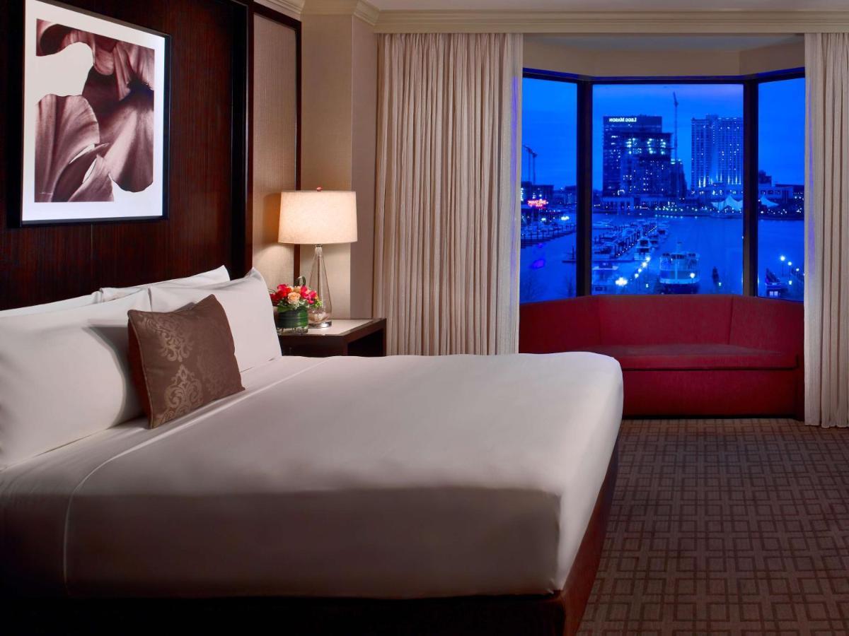 Mobility Accessible -King Room with Harbor View