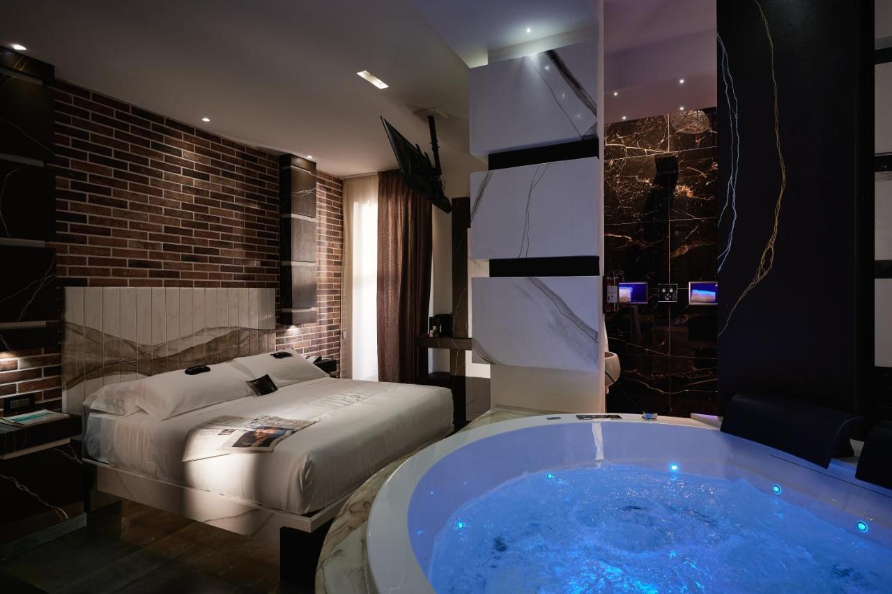 Double Room Spa Bath,1380176423:JPEG