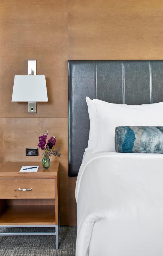 Premier King Room