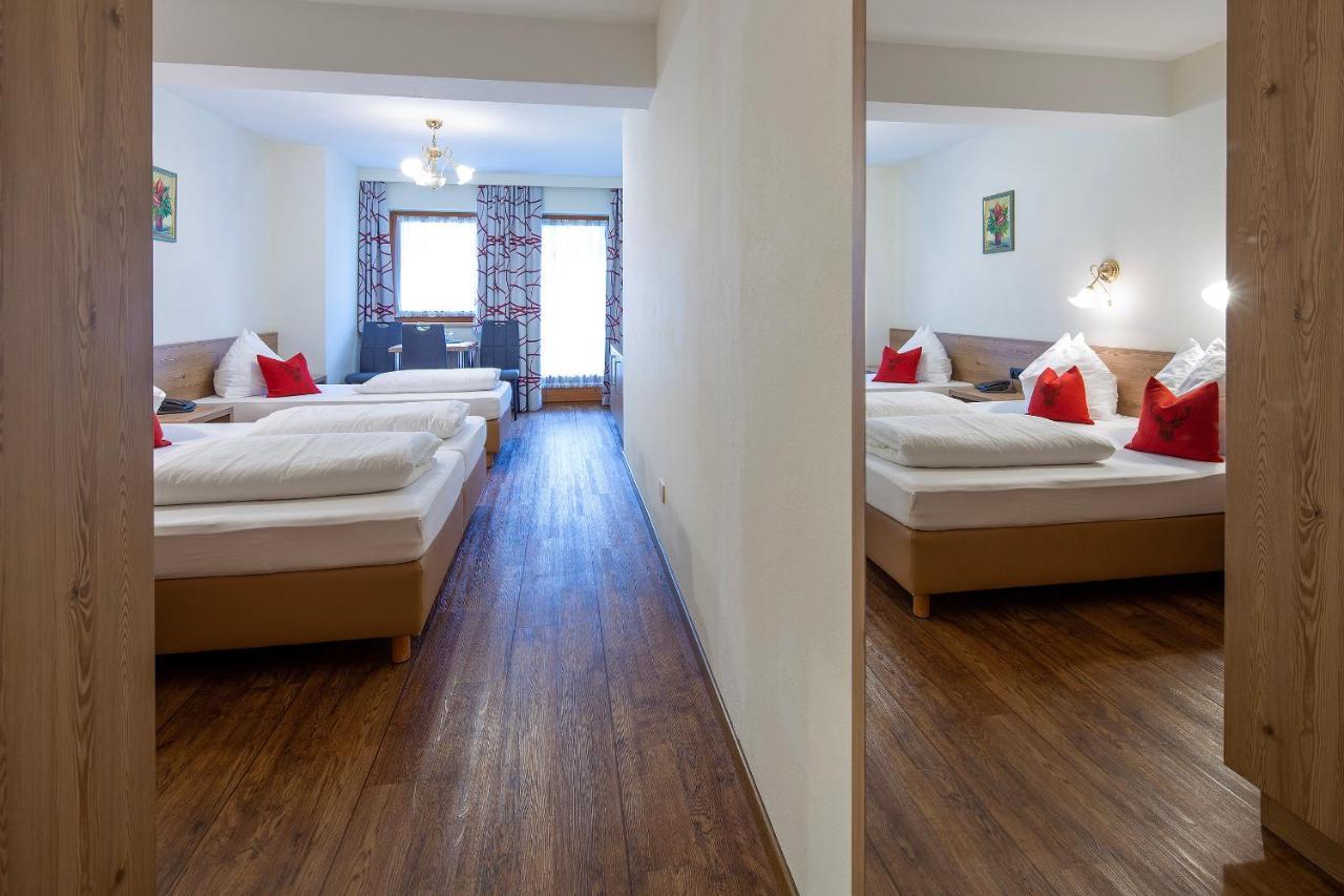Comfort Dreibettzimmer mit Dusche