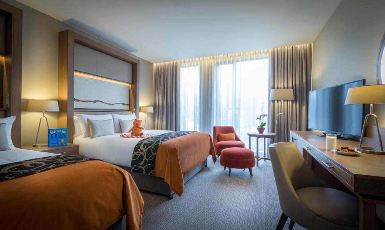 Deluxe Double & Single Room