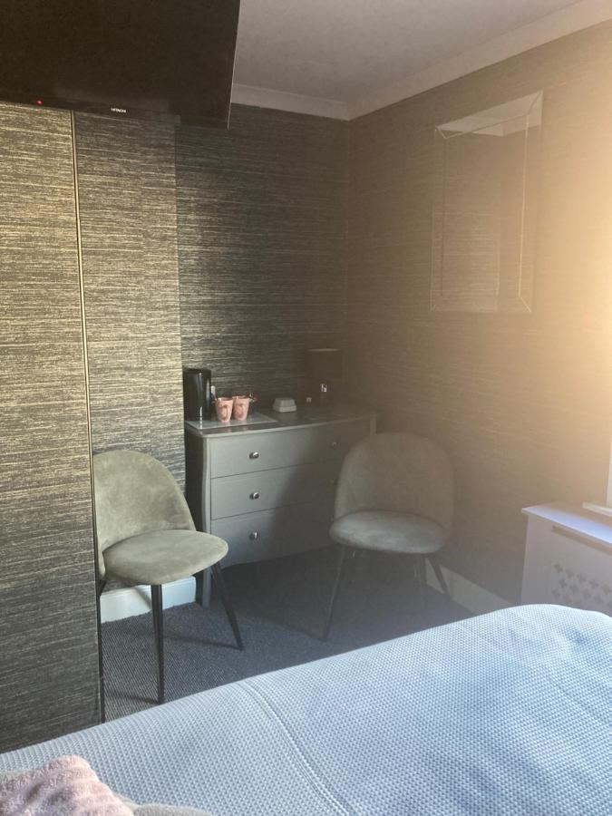 Double or Twin Room Bathroom,1345915439:JPEG