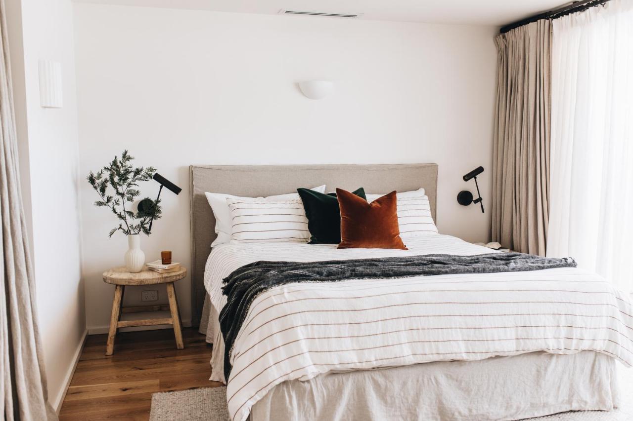 One-Bedroom Bungalow