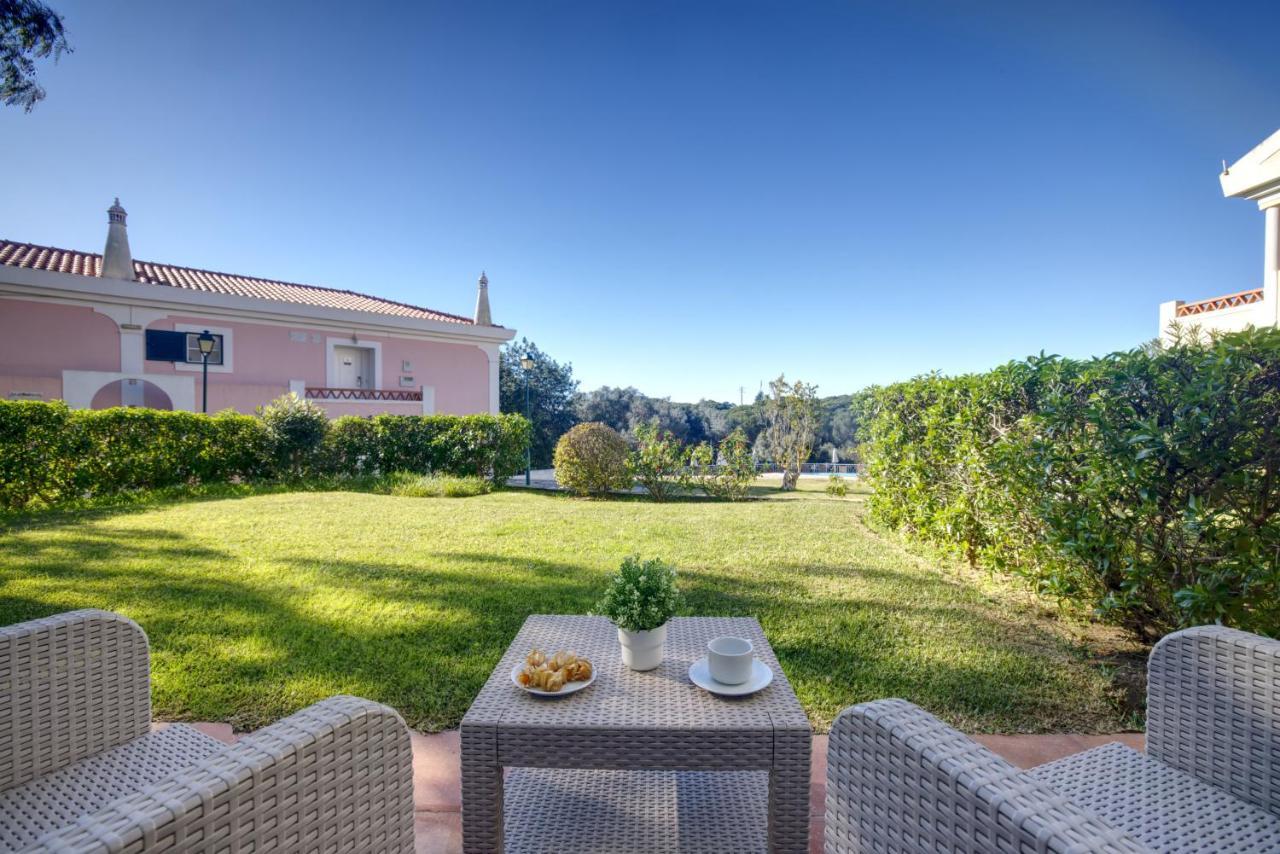 Appartement 2 Chambres avec Terrasse de Jardin - Rez-de-Chaussée