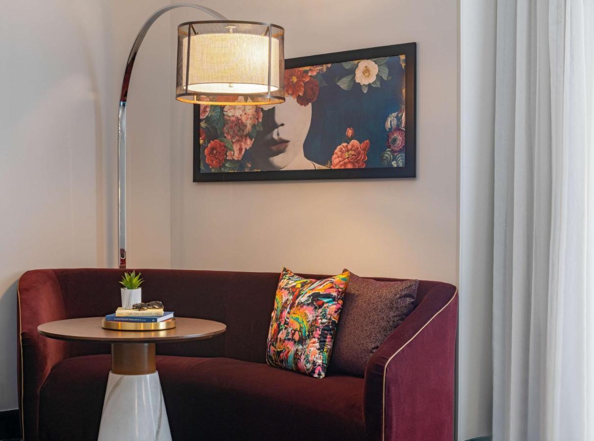 King Room with Accessible Tub - Disability Access
