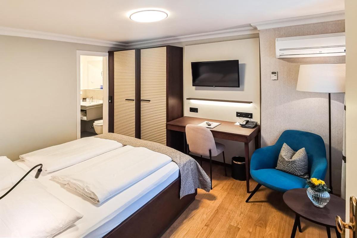 Economy Double Room,1351365598:JPEG