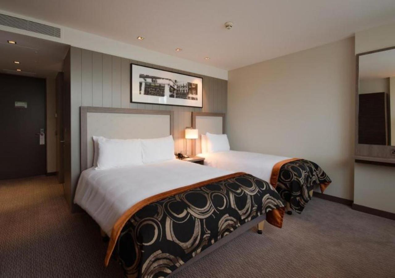 Deluxe Double & Single Room