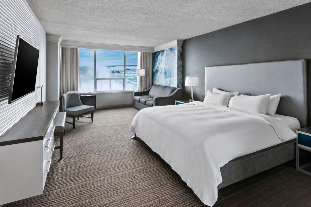 King Room Falls View