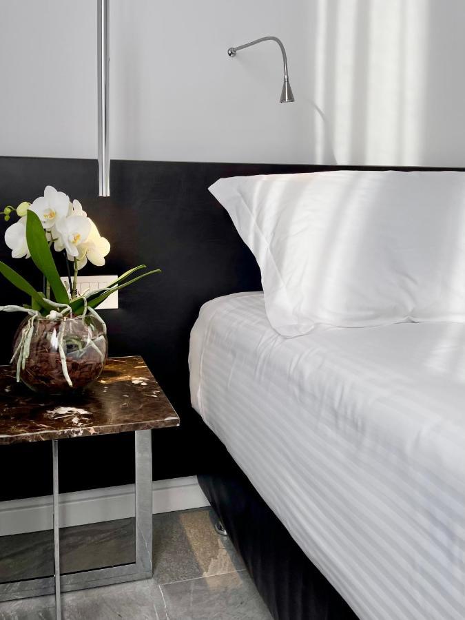 Deluxe Double Room,1353939968:JPEG