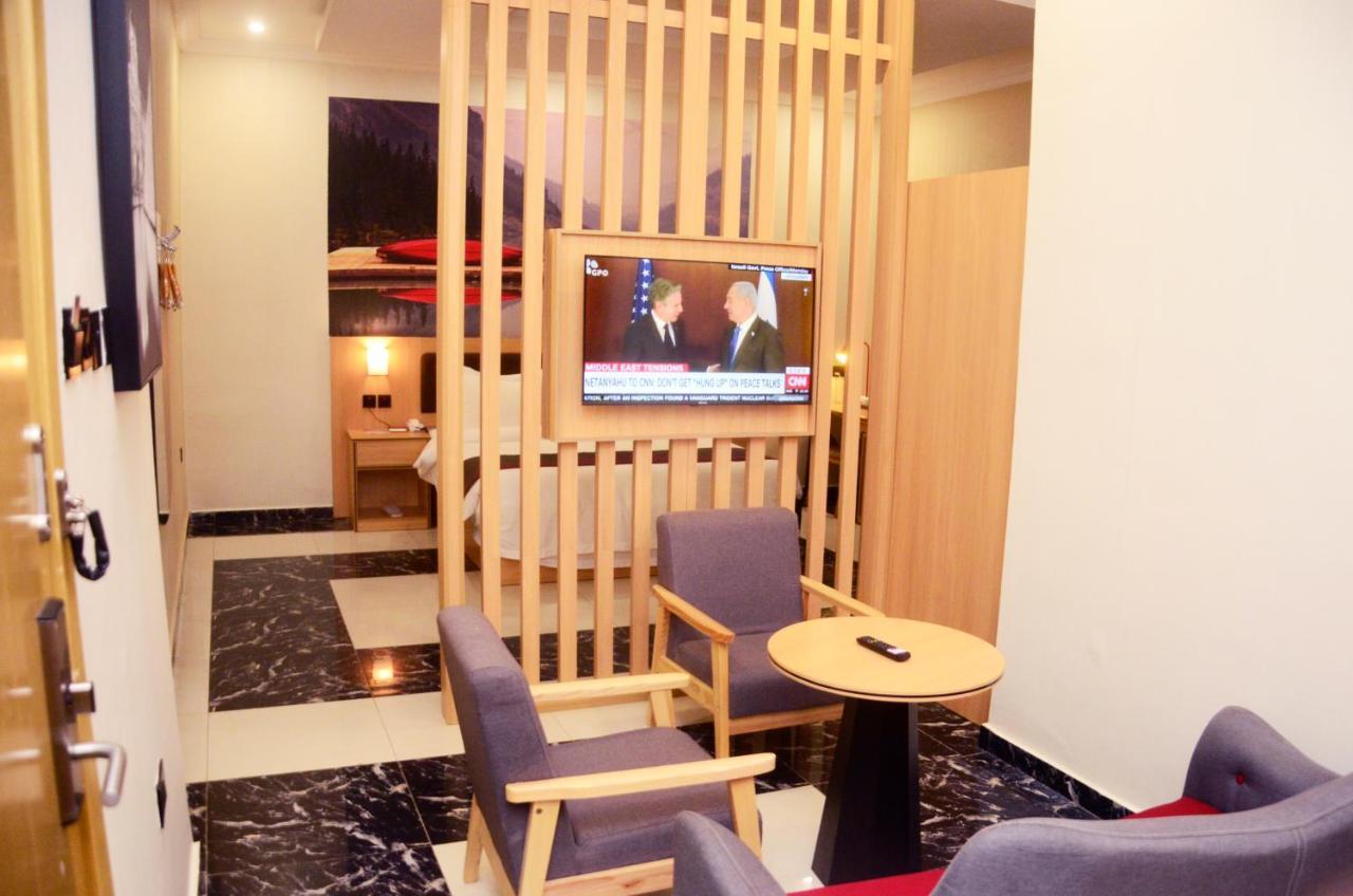 Executive Suite