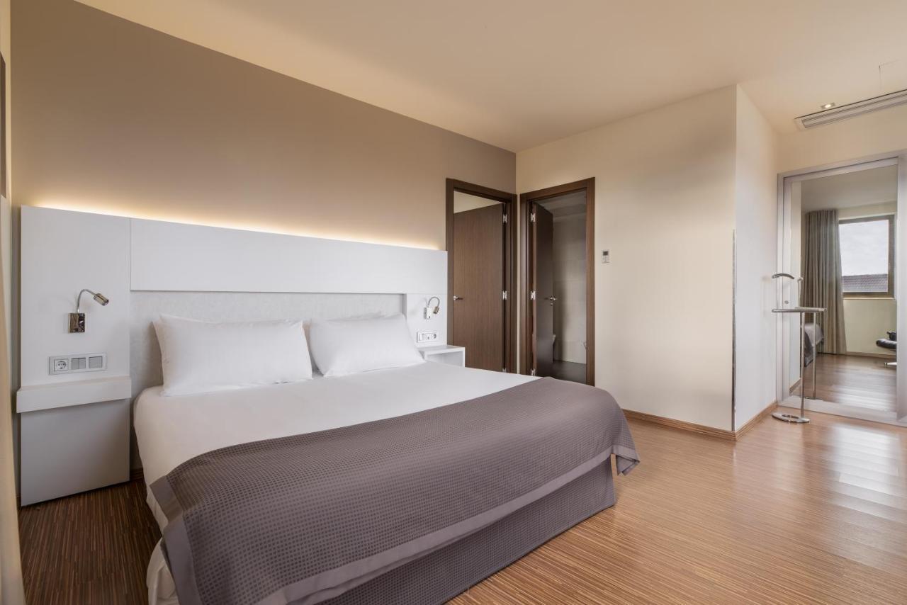 Superior Double Room,1360900544:JPEG