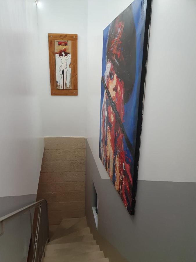 Five-Bedroom House,1363624793:JPEG