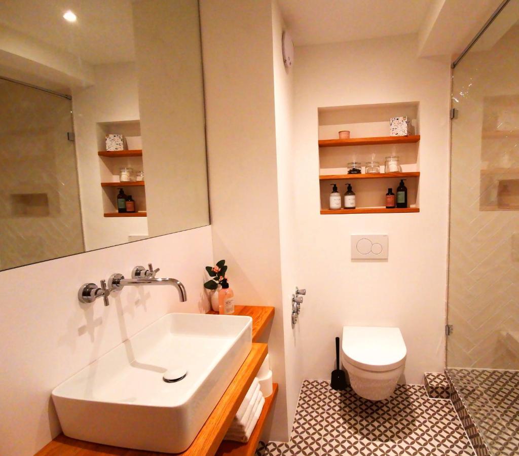 Two-Bedroom Apartment Apt 3
