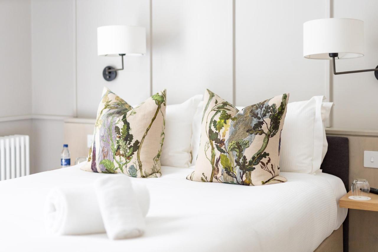 Helena Normanton Signature Suite