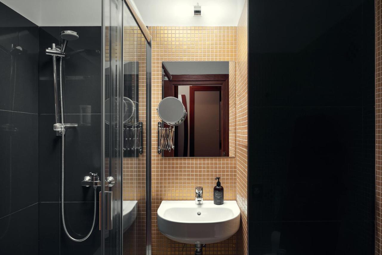 Single Room Health Spa,1380852194:JPEG