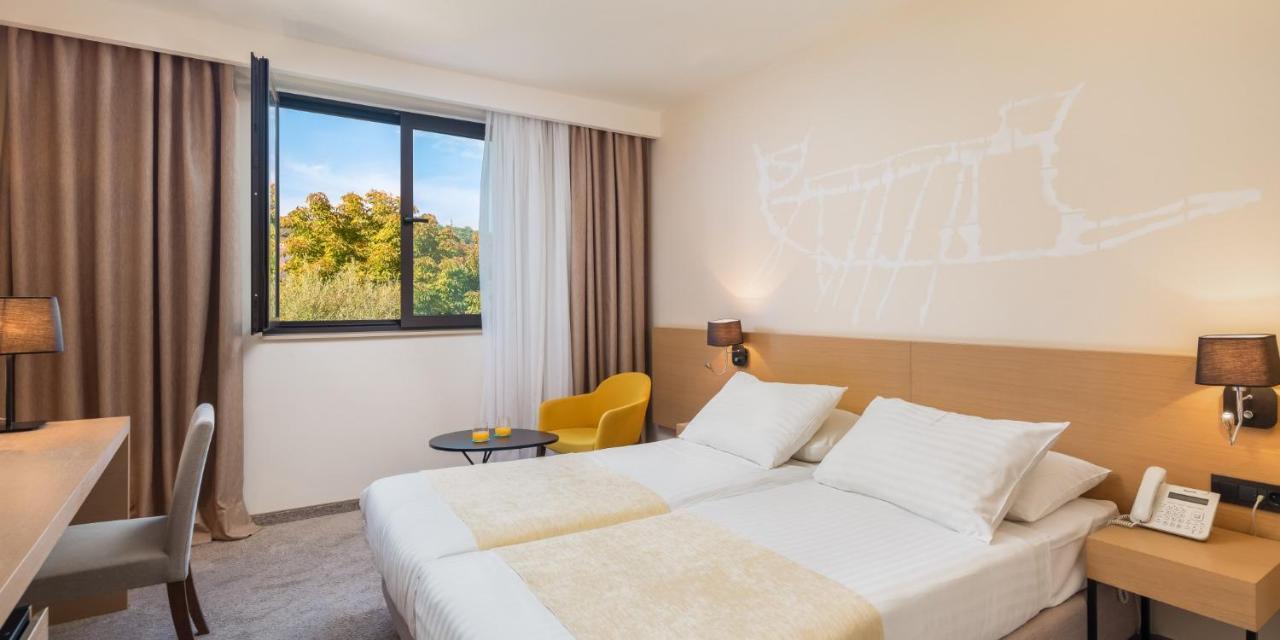 Chambre Double Standard