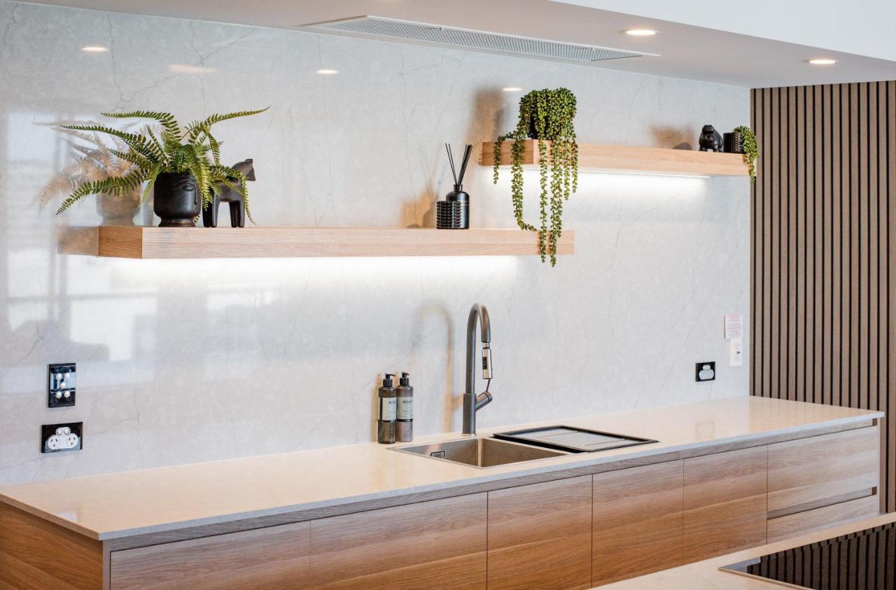 Three-Bedroom Ocean Apartment