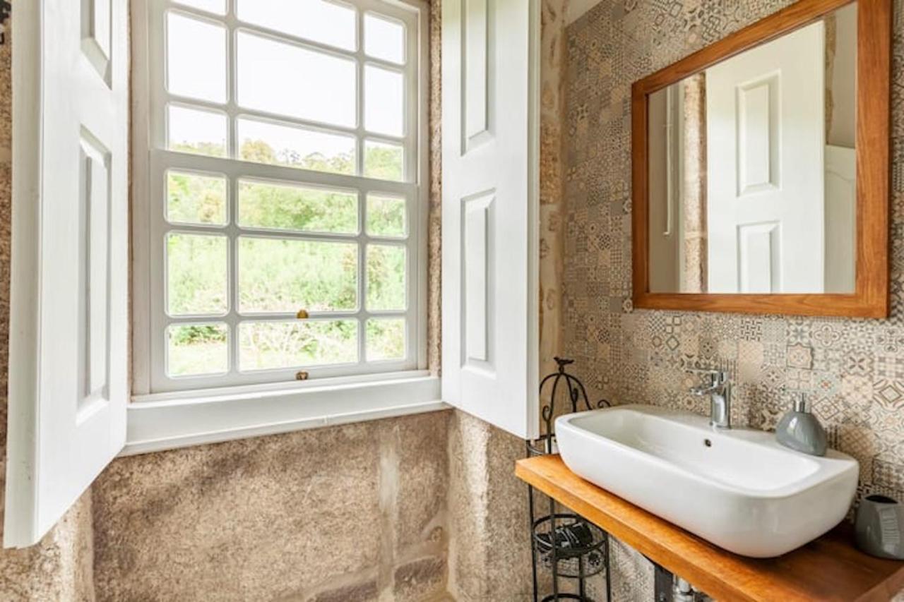 Quarto Individual com Casa de Banho Privativa