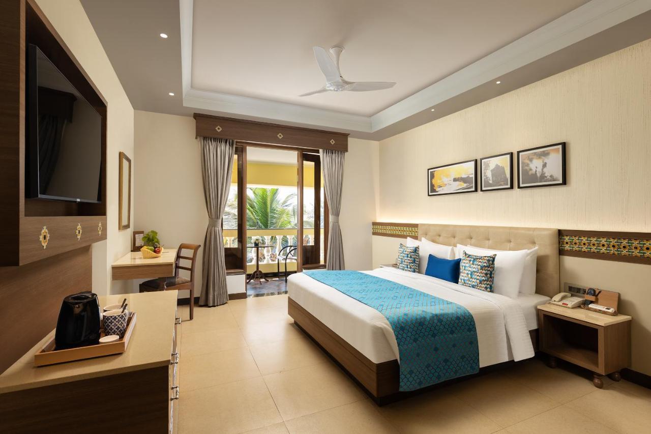 Deluxe Double Room - 20% discount on Food & Beverages and Laundry - Transfers to nearest Beach - Happy Hours 1+1 (Inhouse brands from 4pm to 9pm)