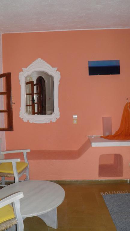 Two-Bedroom Apartment,421943439:JPEG