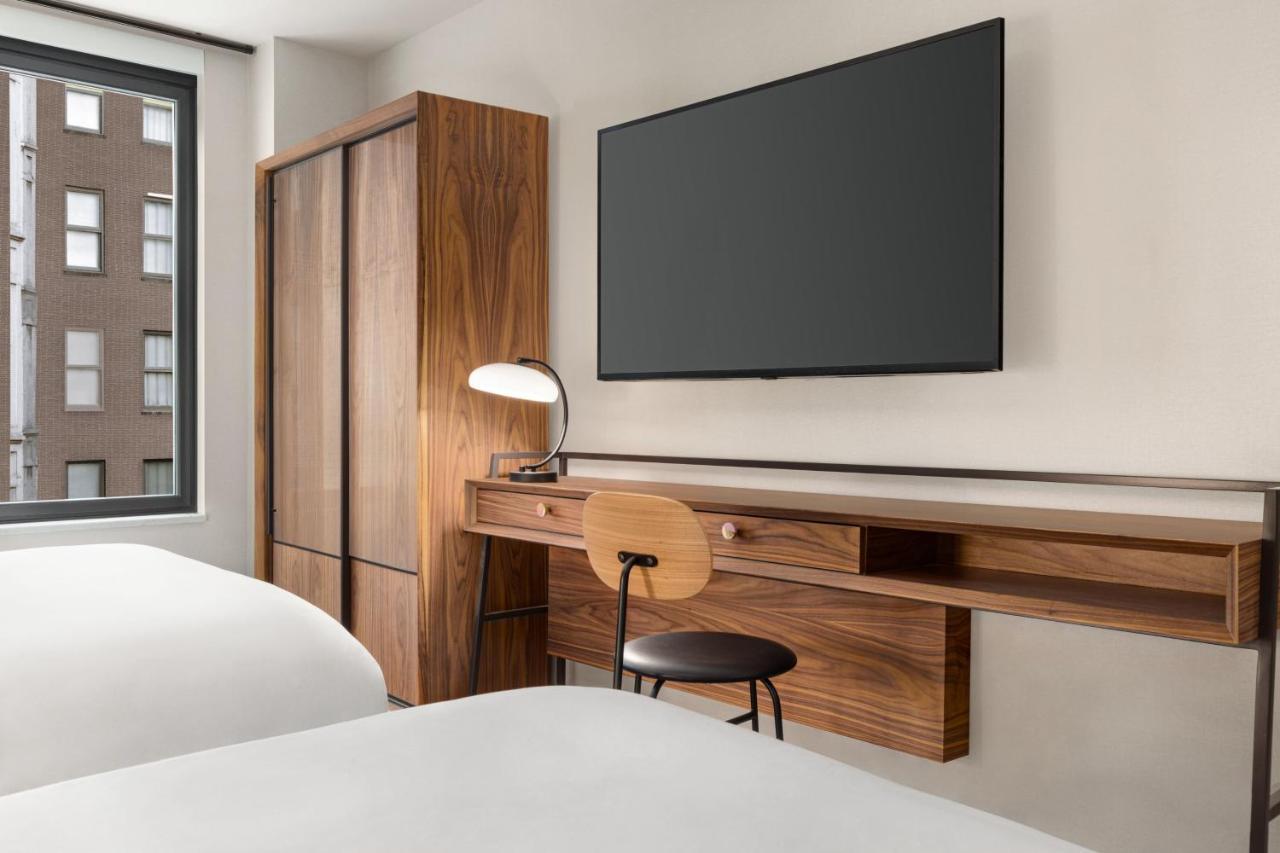 Deluxe Double Room Two Double Beds High Floor