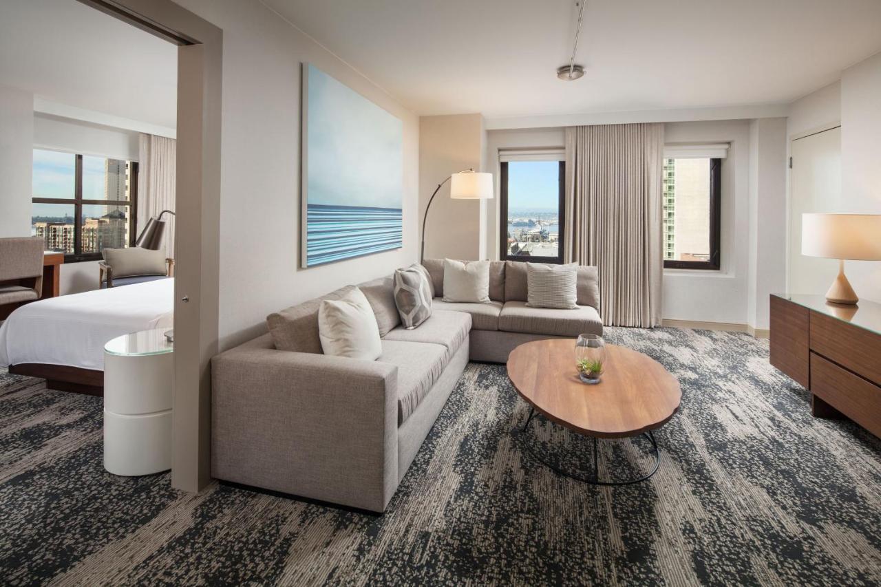 Suite de 1 dormitorio con sofá cama y vistas a la bahía - Cama extragrande