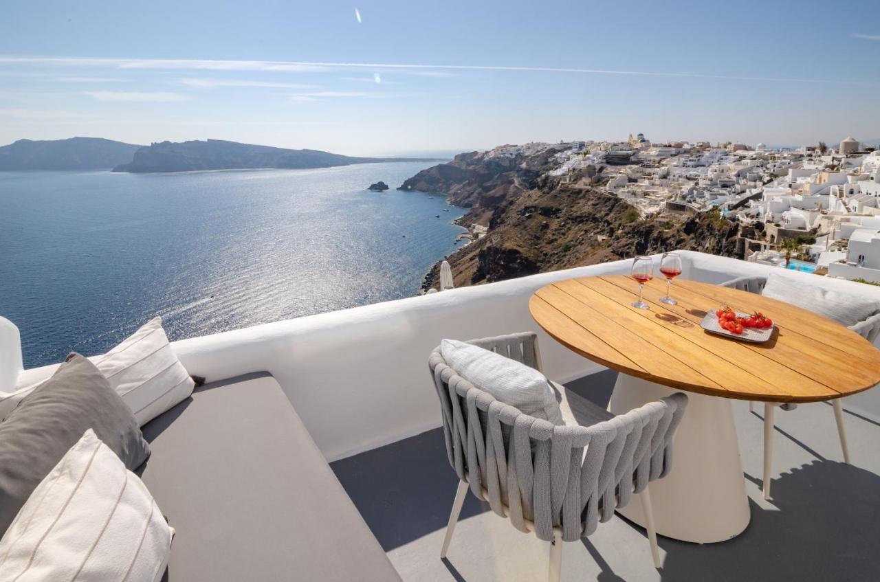 The Cook's Maisonette Hot Tub & Caldera View
