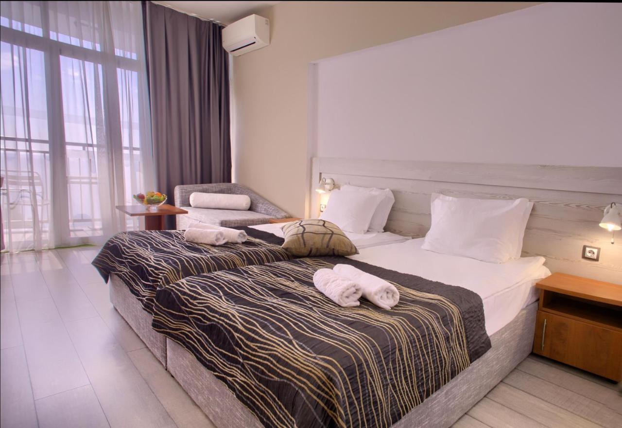Standard Twin Room Balcony Sea View