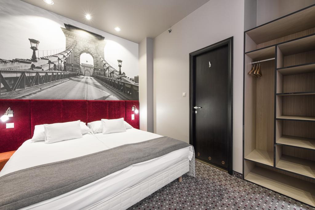 Double or Twin Room with Garden View