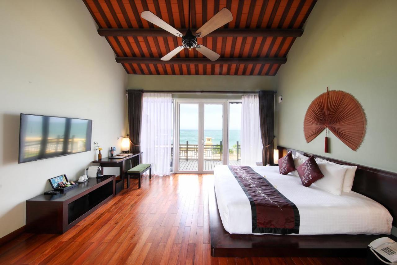 Junior Suite mit Doppelbett und Meerblick