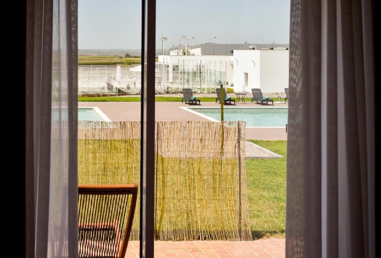 Suite com Vista da Piscina