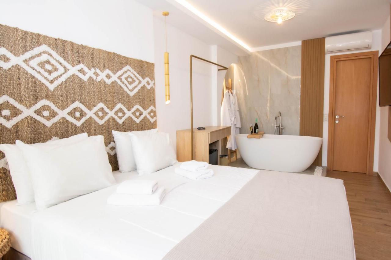 Double Room Bathtub,1405165832:JPEG