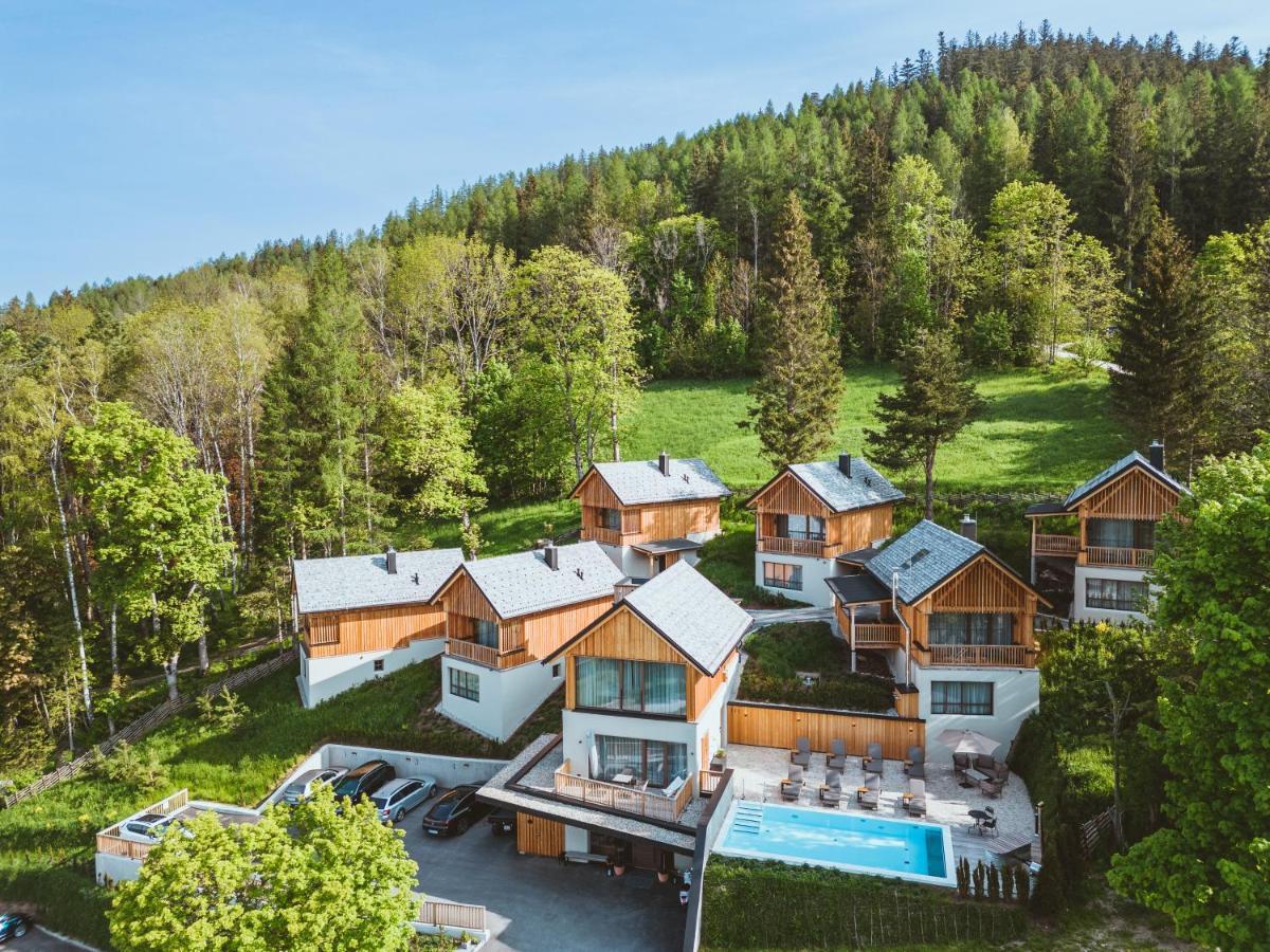 Superior Chalet