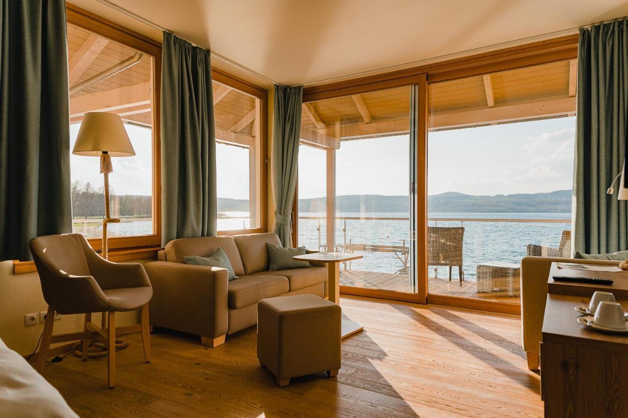 Großes Doppelzimmer mit Seeblick