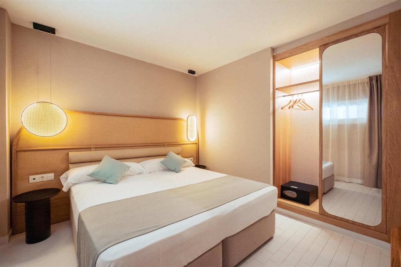 Junior Suite with Garden View