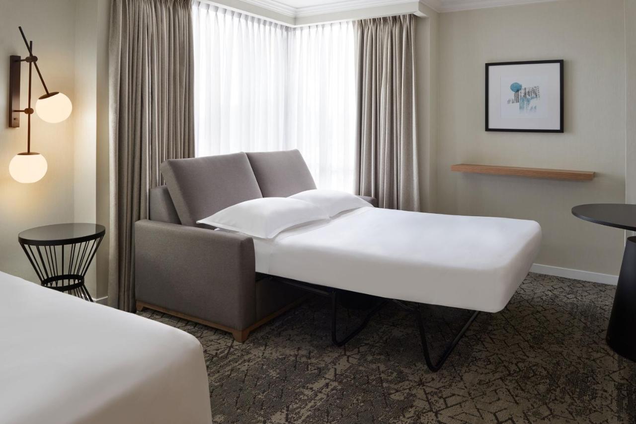 Superior Guest room with 1 King Bed