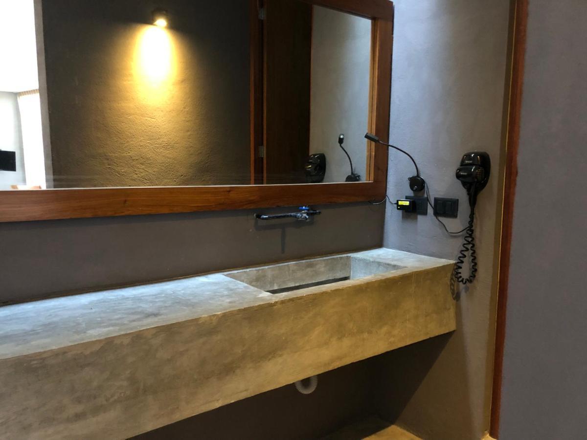 Deluxe Suite,1419175914:JPEG
