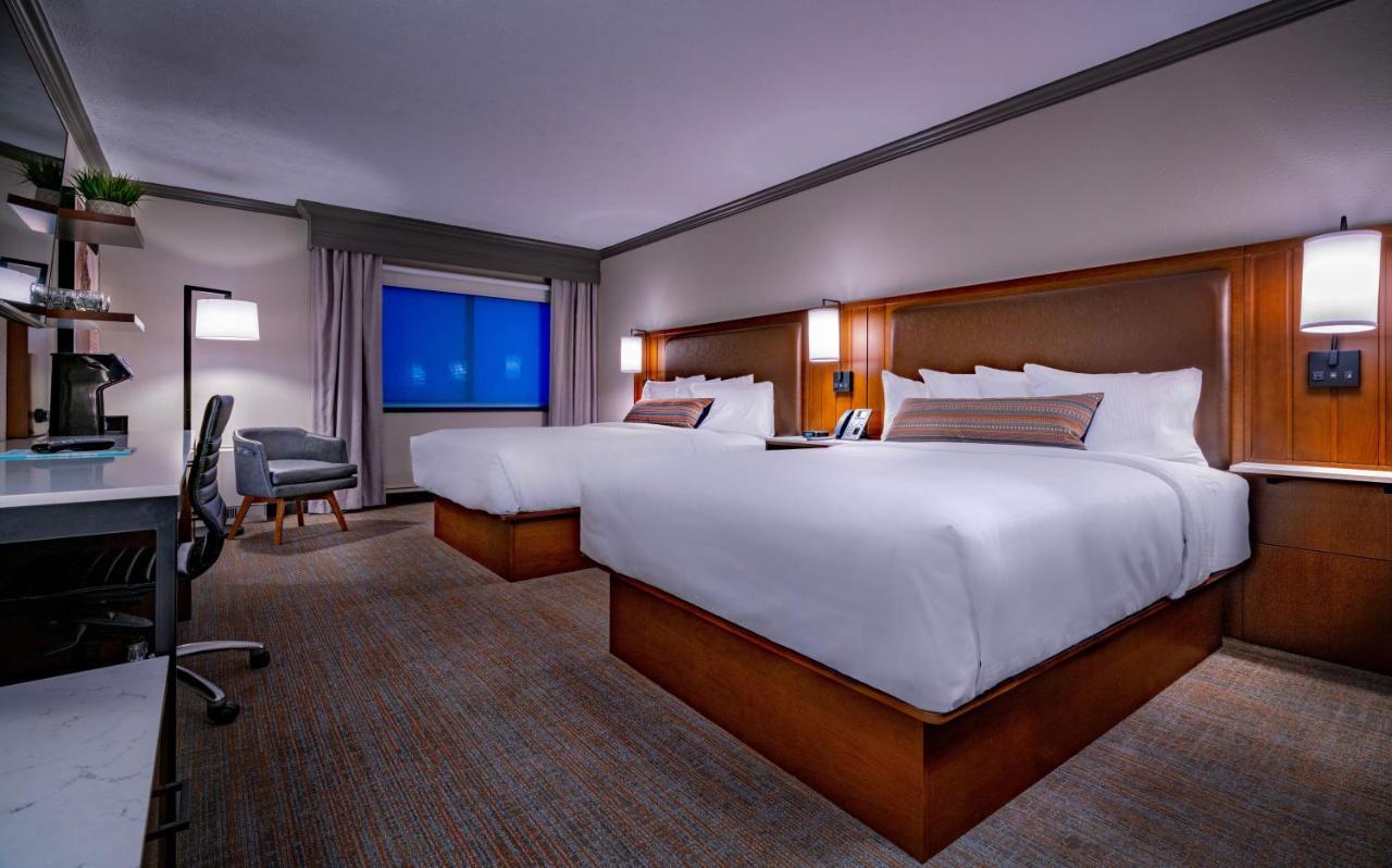 Standard Queen Room with Two Queen Beds