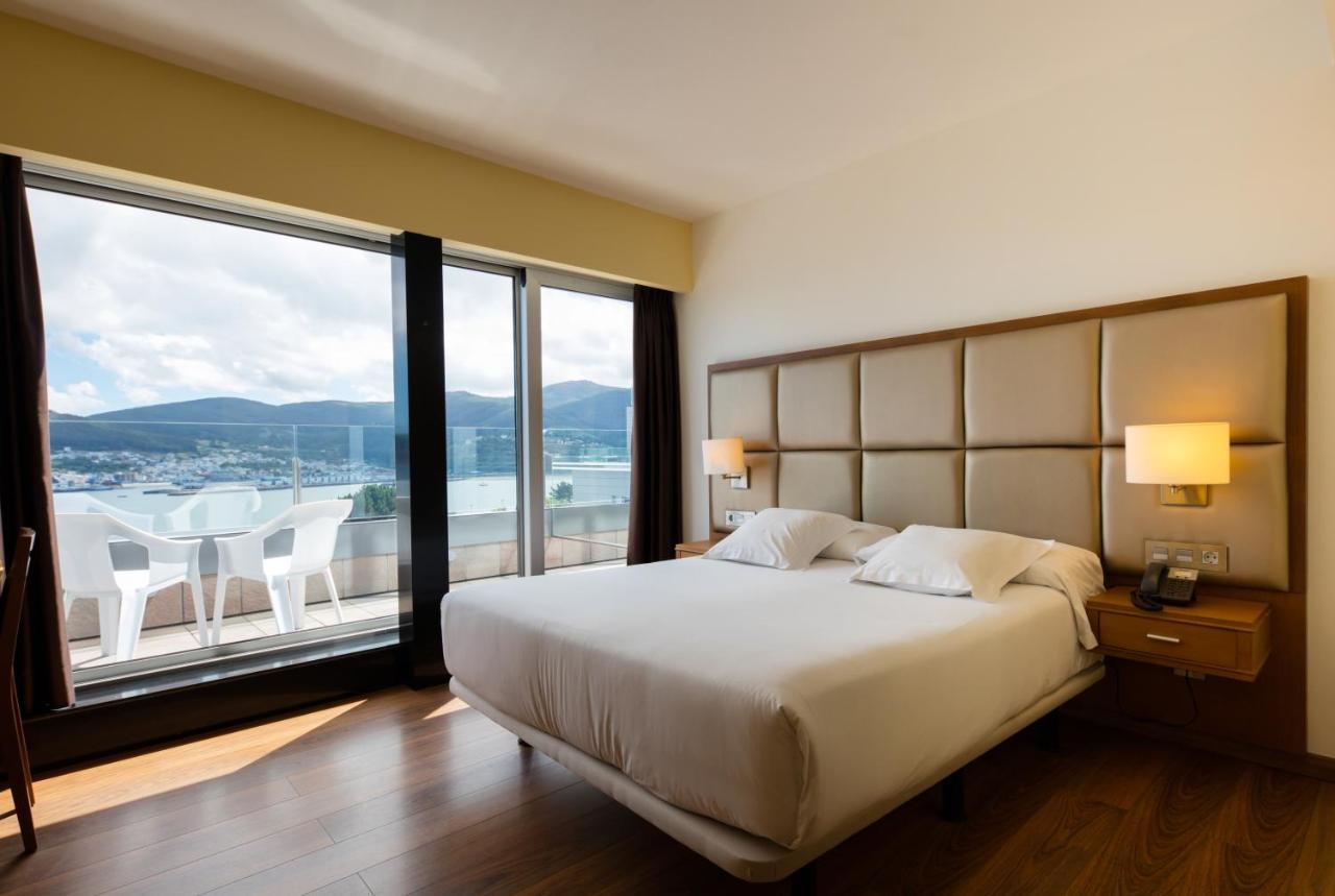 Double or Twin Room Sea View