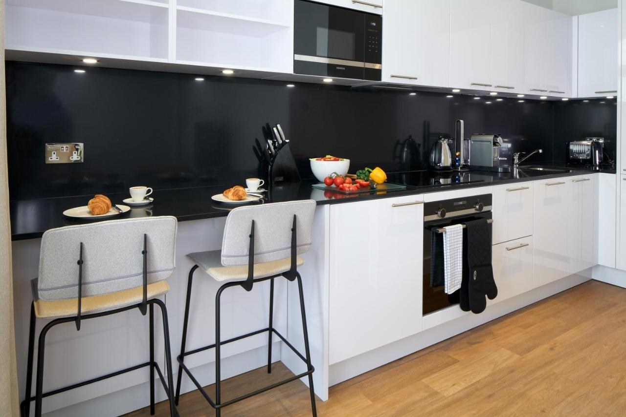 Superior One Bedroom Apartment