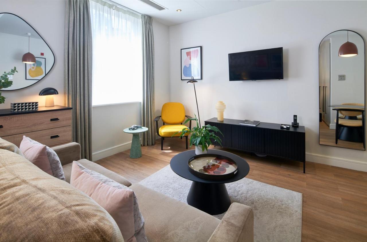 Luxury One Bedroom Open Plan Apartment