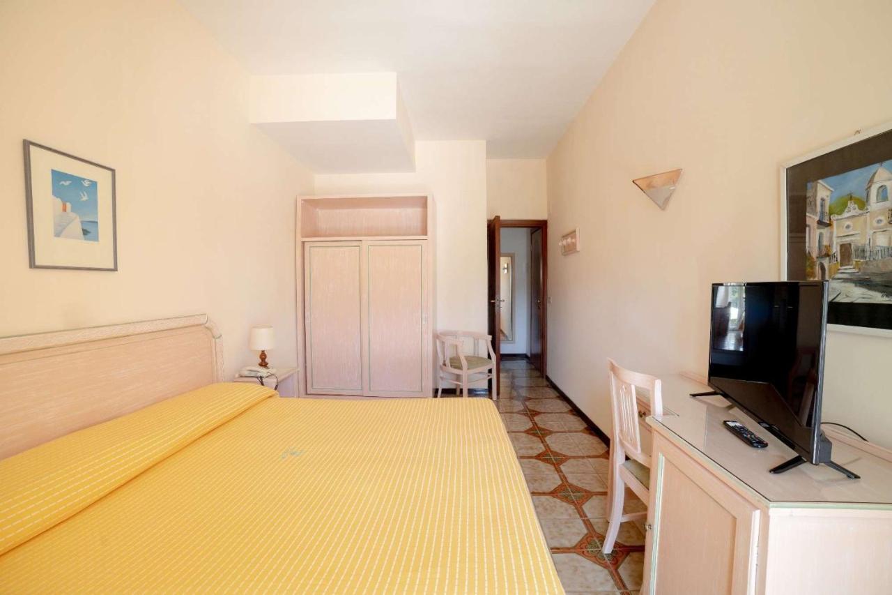 Economy Double or Twin Room