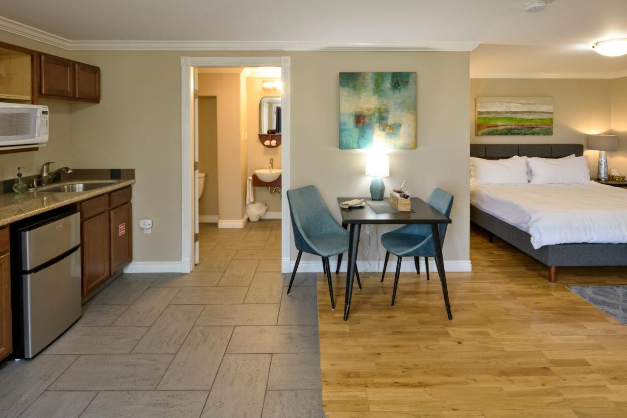 Deluxe Junior Suite