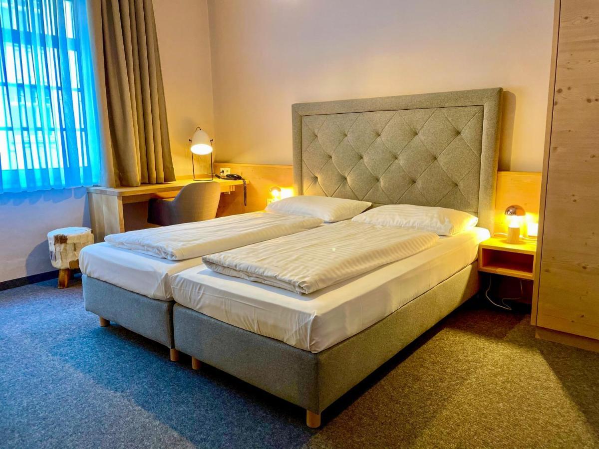 Triple Room,1234990169:JPEG