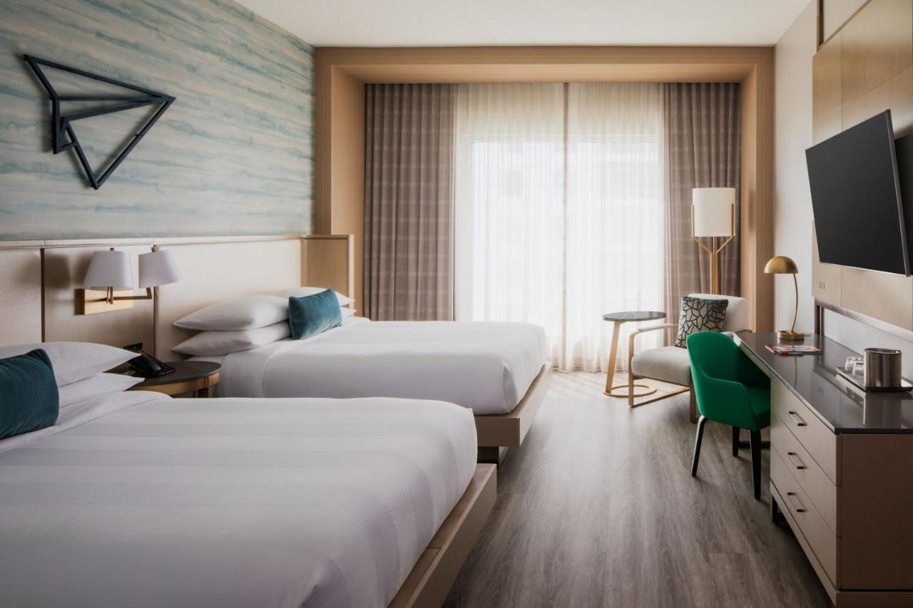 Standard, Guest room, 2 Queen,  City view (Hearing Accessible)